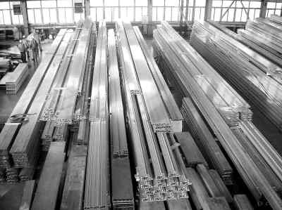 江西新龙丰铝材